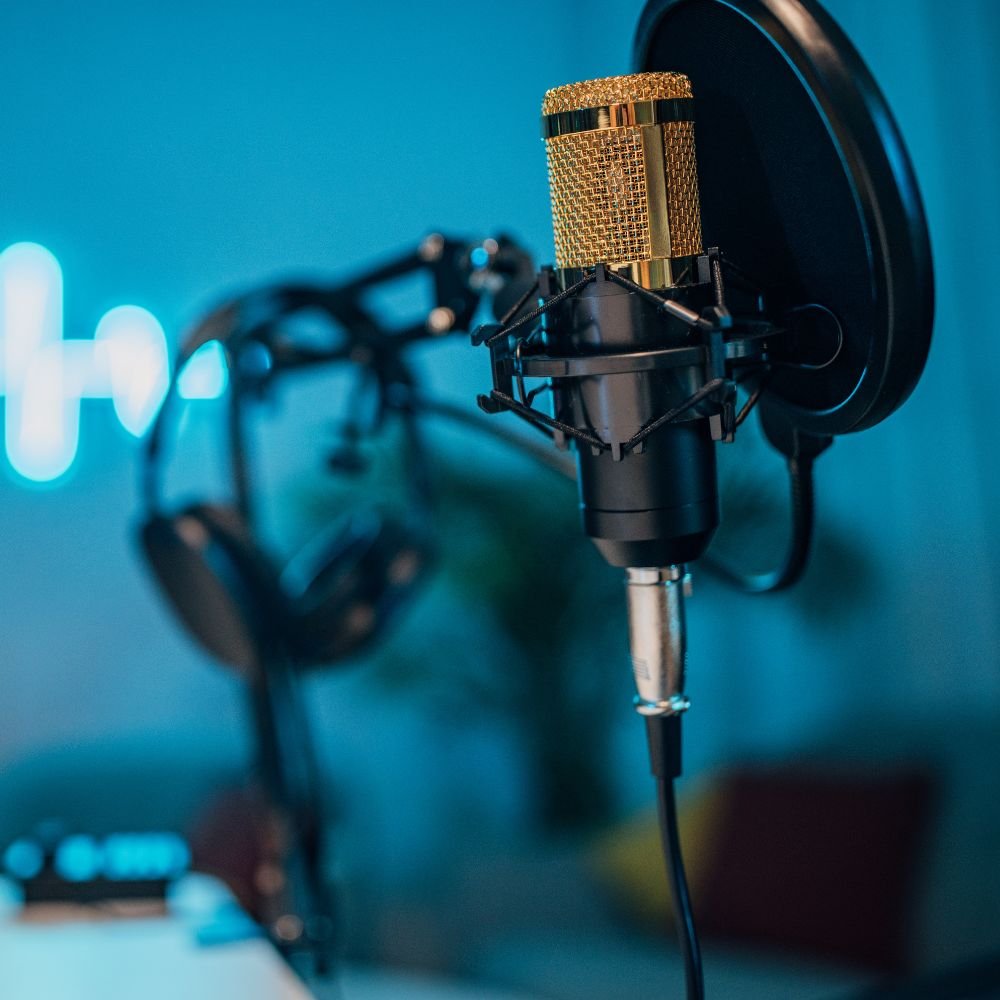 Podcast Show Notes Template for Monetization